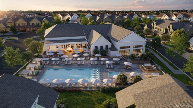 81 Juniper Lane 25, Yaphank, NY 11980