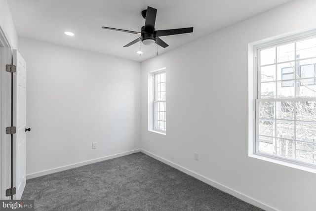 912 N 30TH ST, Philadelphia, PA 19130