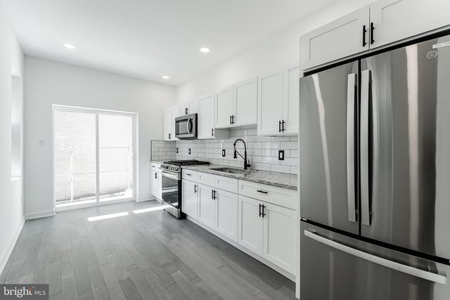 912 N 30TH ST, Philadelphia, PA 19130