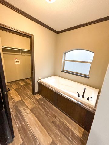 1029 Langford Store Rd, Mc Kenzie, TN 38201