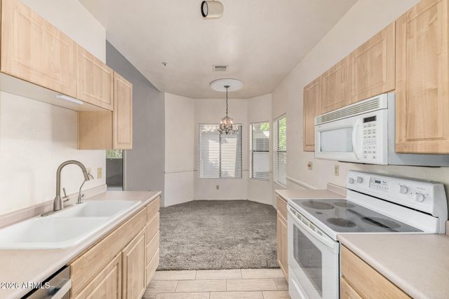 9600 N 96TH Street 225, Scottsdale, AZ 85258