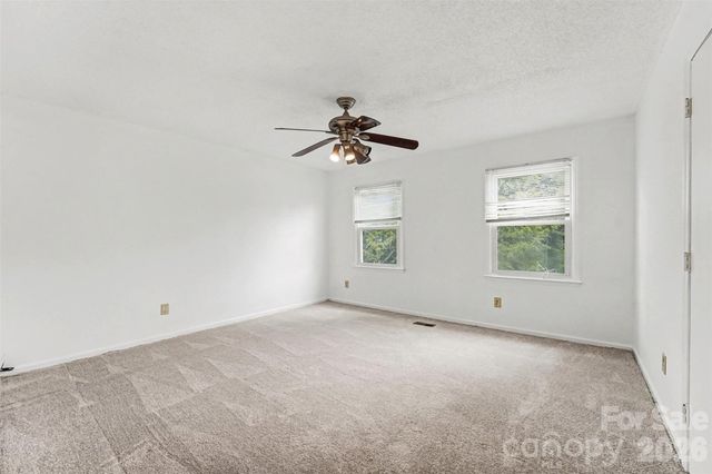 5609 Beaconsfield Road, Charlotte, NC 28214