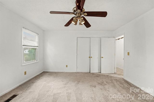 5609 Beaconsfield Road, Charlotte, NC 28214