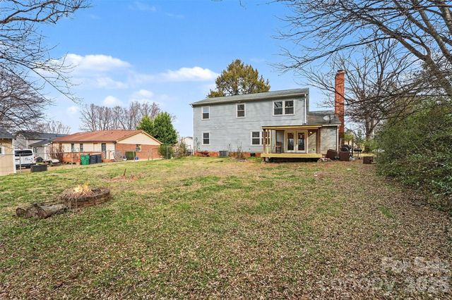 5609 Beaconsfield Road, Charlotte, NC 28214