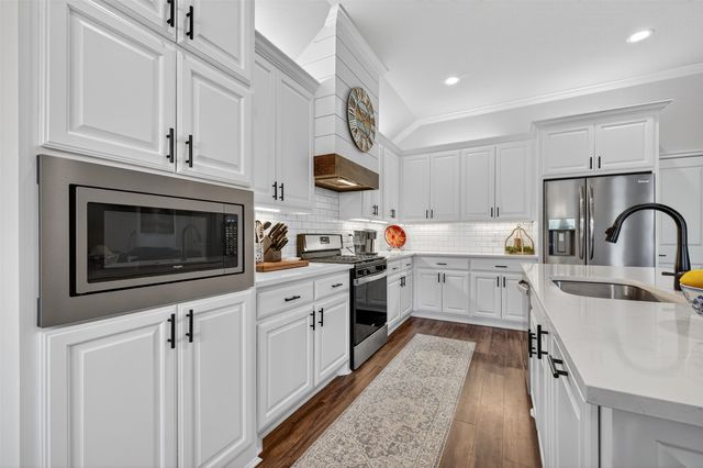 22287 Westmeadow Drive, Whitney, TX 76692