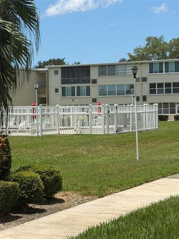 8100 DR MARTIN LUTHER KING JR STREET N 208, St Petersburg, FL 33702