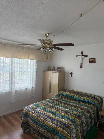 8100 DR MARTIN LUTHER KING JR STREET N 208, St Petersburg, FL 33702