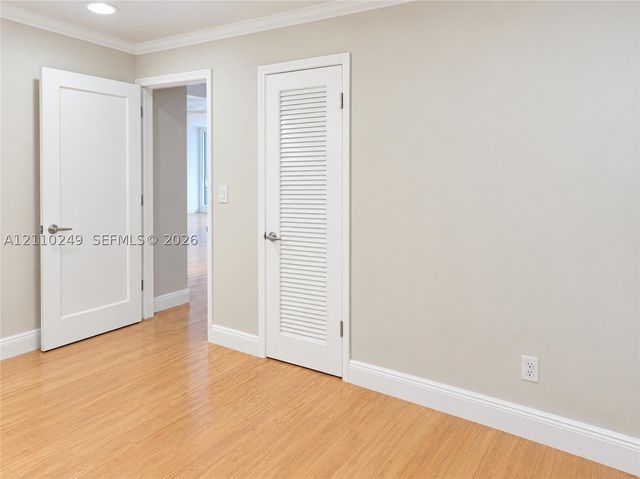 1825 NE 26th Dr, Wilton Manors, FL 33306