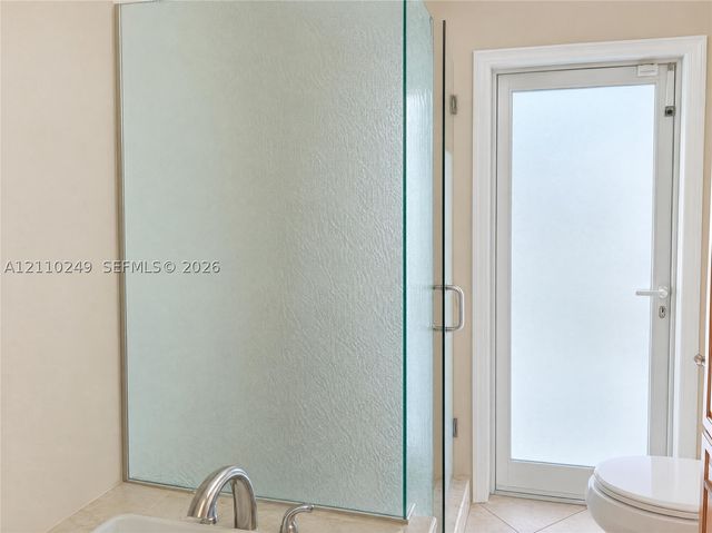 1825 NE 26th Dr, Wilton Manors, FL 33306