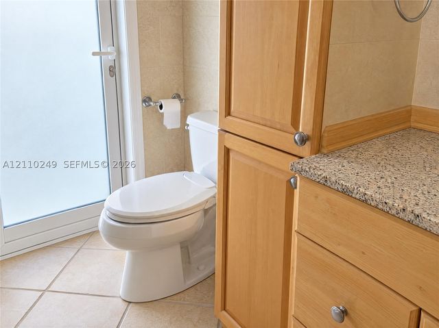 1825 NE 26th Dr, Wilton Manors, FL 33306