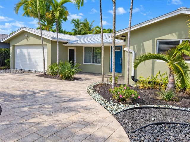 1825 NE 26th Dr, Wilton Manors, FL 33306