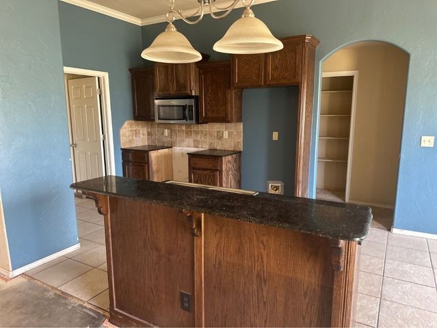 633 N Nebraska Avenue, Oklahoma City, OK 73117