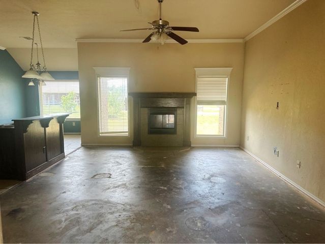 633 N Nebraska Avenue, Oklahoma City, OK 73117