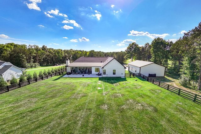 2207 Carpenter Bridge Rd, Columbia, TN 38401