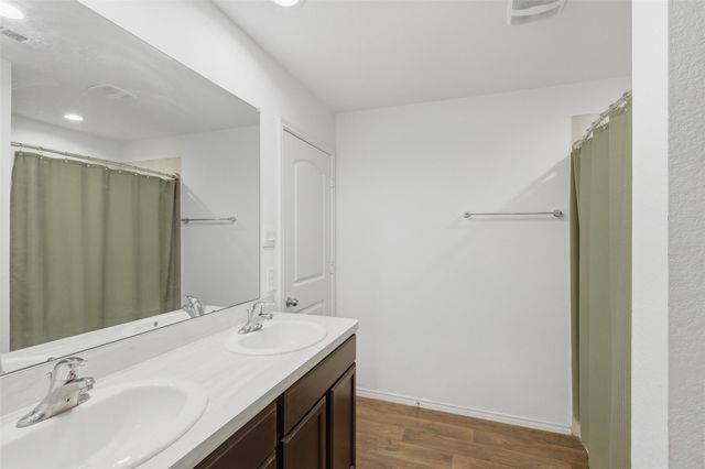 16826 Short Pines Drive, Conroe, TX 77302