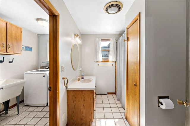 207 Mccormick Ave, Bentleyville, PA 15314