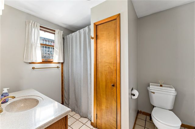 207 Mccormick Ave, Bentleyville, PA 15314