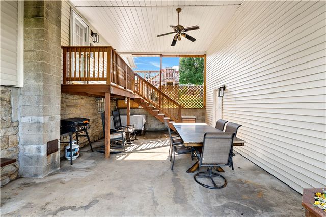 207 Mccormick Ave, Bentleyville, PA 15314
