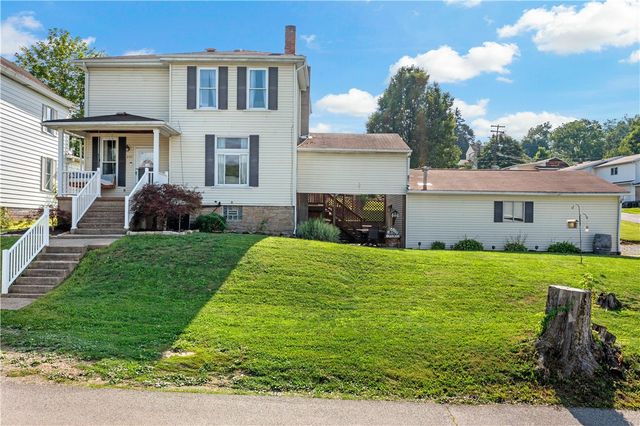 207 Mccormick Ave, Bentleyville, PA 15314