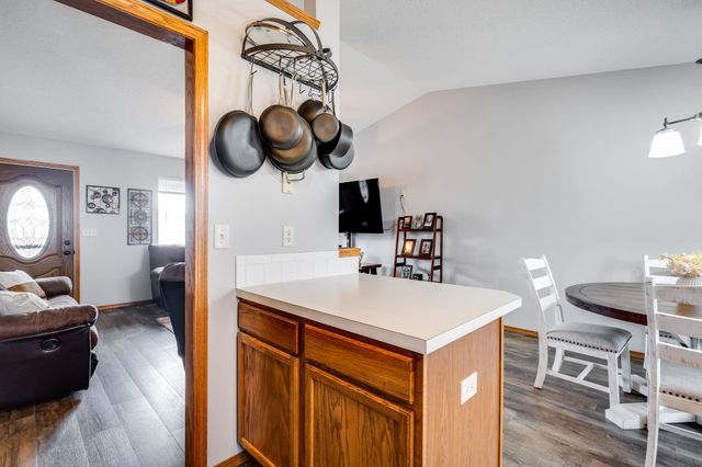 1917 N McRae Dr, Goddard, KS 67052