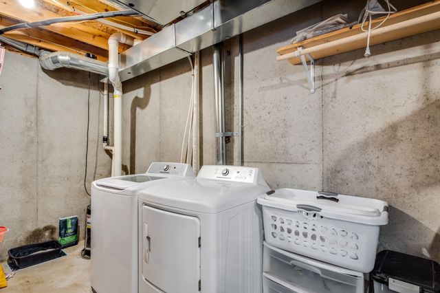 1917 N McRae Dr, Goddard, KS 67052