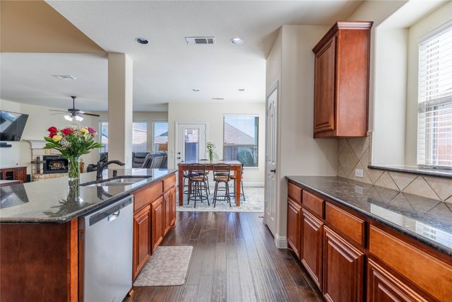 1178 Barberry Drive, Burleson, TX 76028