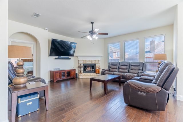 1178 Barberry Drive, Burleson, TX 76028