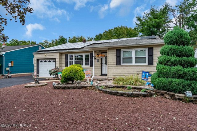 67 Nostrand Drive, Toms River, NJ 08757