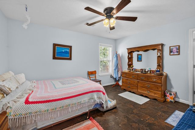 16 Gin Creek Drive, Searcy, AR 72143