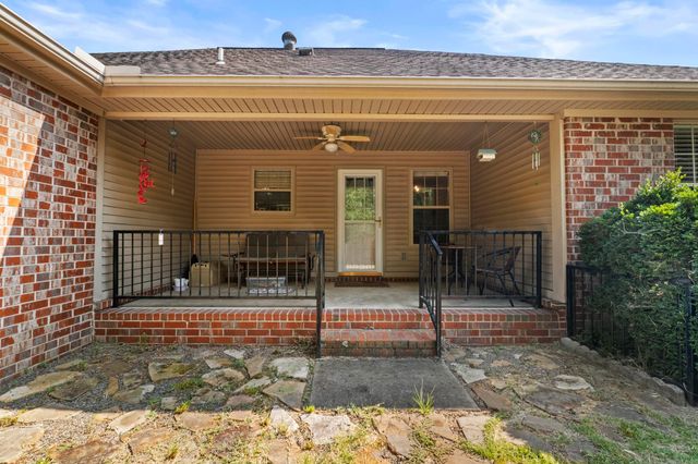 16 Gin Creek Drive, Searcy, AR 72143