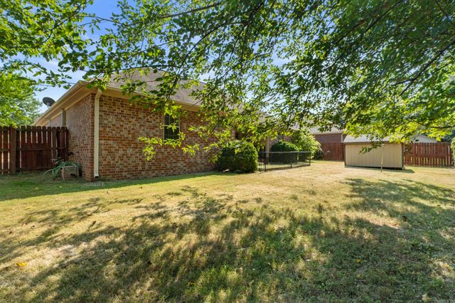 16 Gin Creek Drive, Searcy, AR 72143
