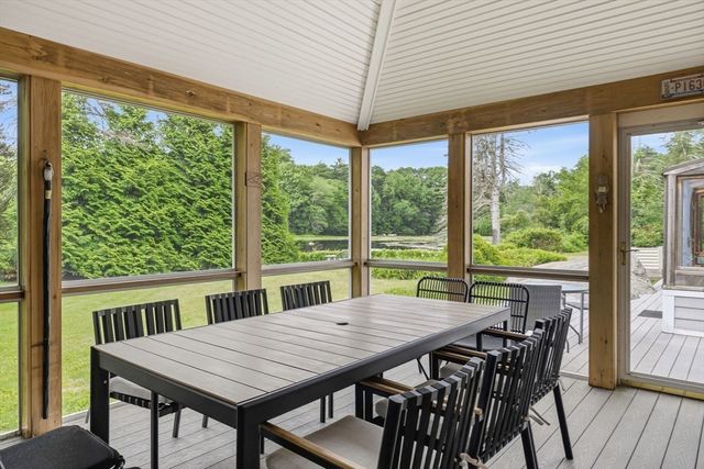 28 S Mill St, Hopkinton, MA 01748