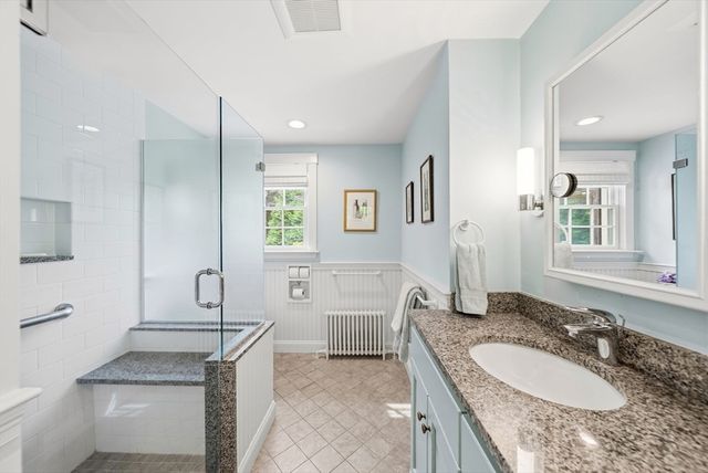 28 S Mill St, Hopkinton, MA 01748