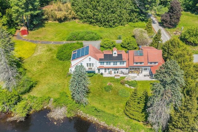 28 S Mill St, Hopkinton, MA 01748