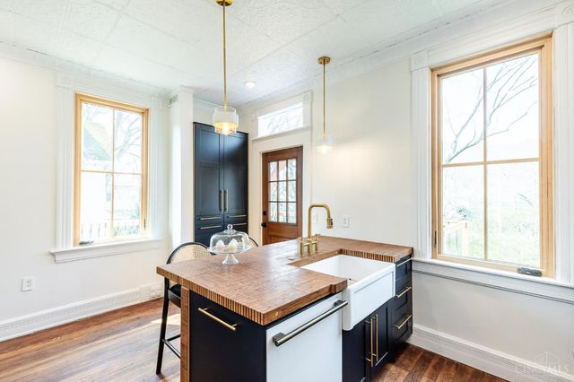 4561 Anthony Avenue, Cincinnati, OH 45223