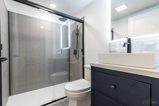 4561 Anthony Avenue, Cincinnati, OH 45223