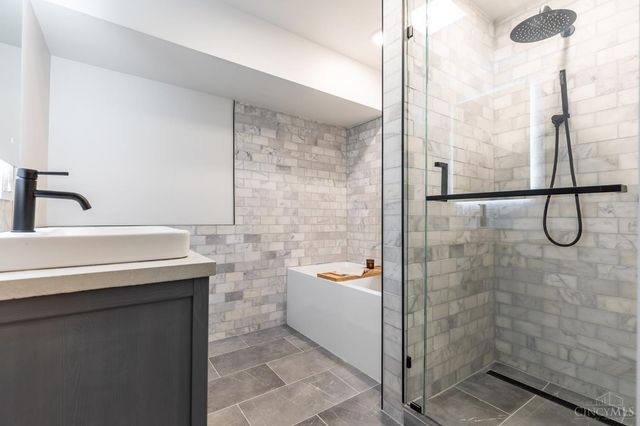 4561 Anthony Avenue, Cincinnati, OH 45223