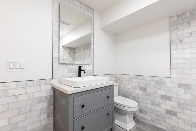 4561 Anthony Avenue, Cincinnati, OH 45223