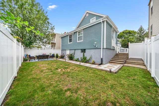 63 Crescent, Revere, MA 02151