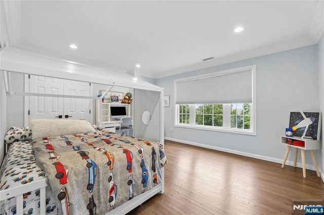 560 Van Emburgh Avenue, Twp Of Washington, NJ 07676