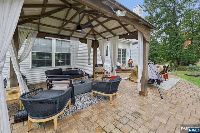 560 Van Emburgh Avenue, Twp Of Washington, NJ 07676