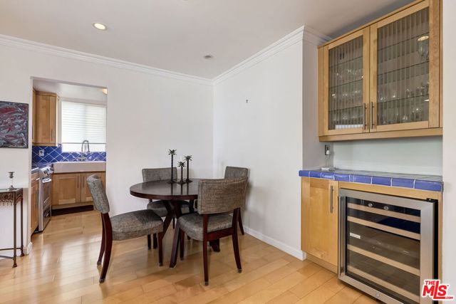 8530 Holloway Drive 315, West Hollywood, CA 90069