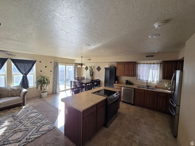 1865 W CLARK PKWY, Cedar City, UT 84721