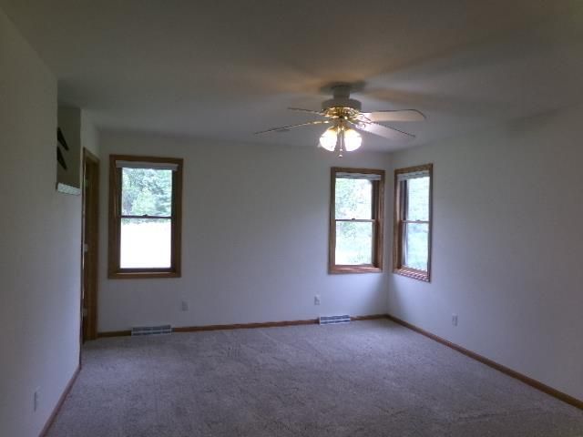 5614 N Vista Lane, Janesville, WI 53548