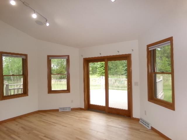 5614 N Vista Lane, Janesville, WI 53548