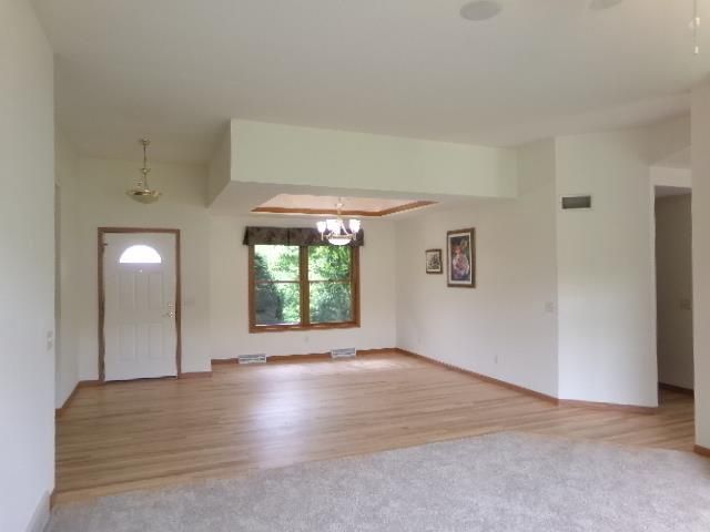5614 N Vista Lane, Janesville, WI 53548