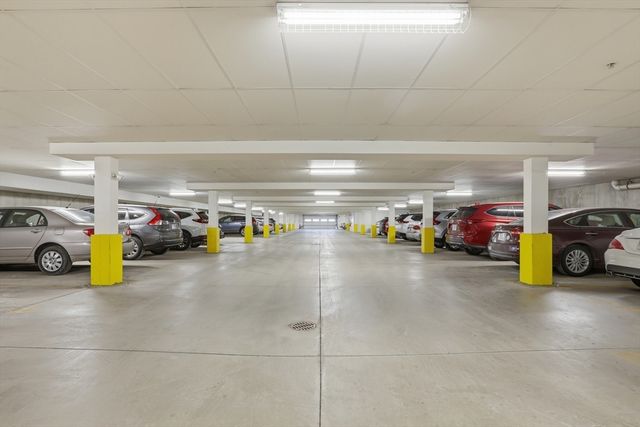 5 Sally Sweets Way 128, Salem, NH 03079