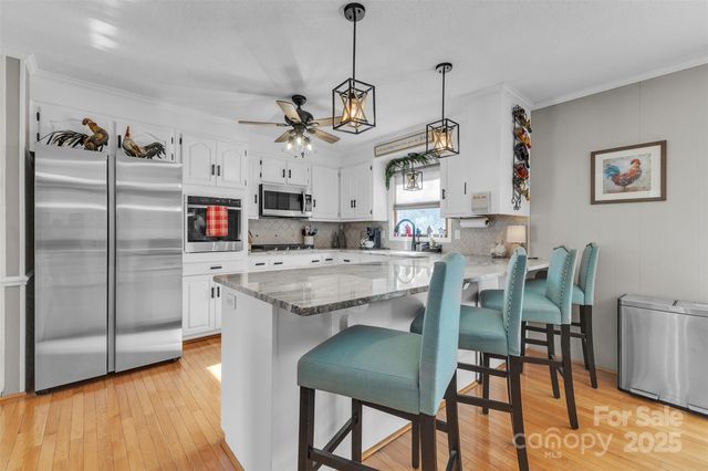 222 Brentwood Drive, Maiden, NC 28650