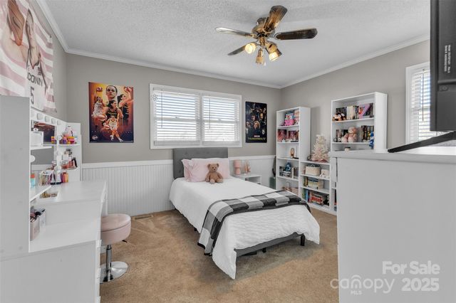 222 Brentwood Drive, Maiden, NC 28650