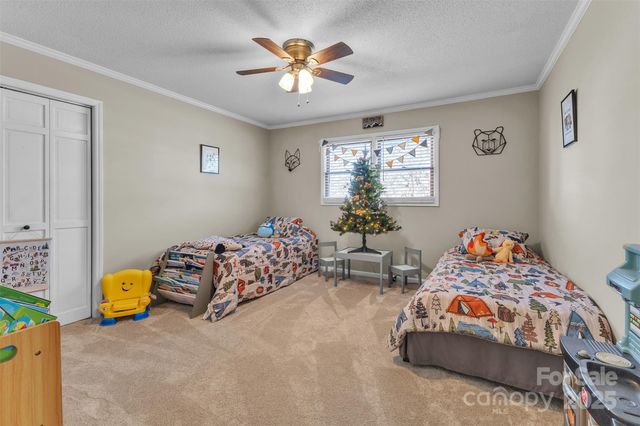 222 Brentwood Drive, Maiden, NC 28650